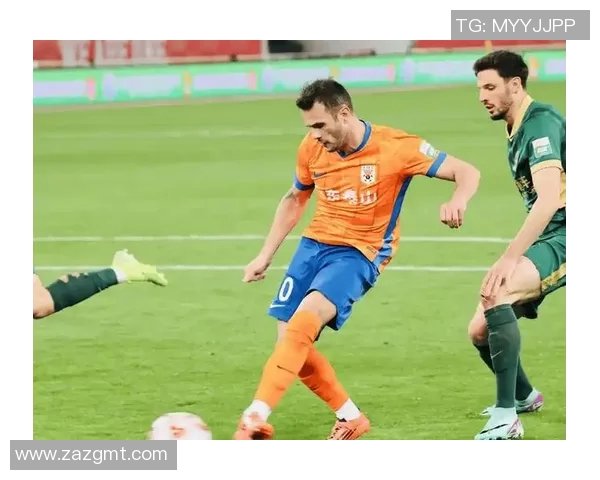 国安与鲁能激战正酣最终比分揭晓引发球迷热议 国安与鲁能激战正酣最终比分揭晓引发球迷热议